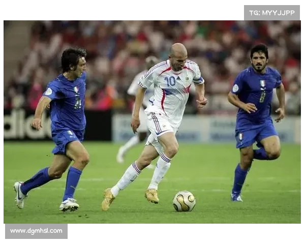 从技术统治到精神领袖全面评估齐达内的巅峰时期表现